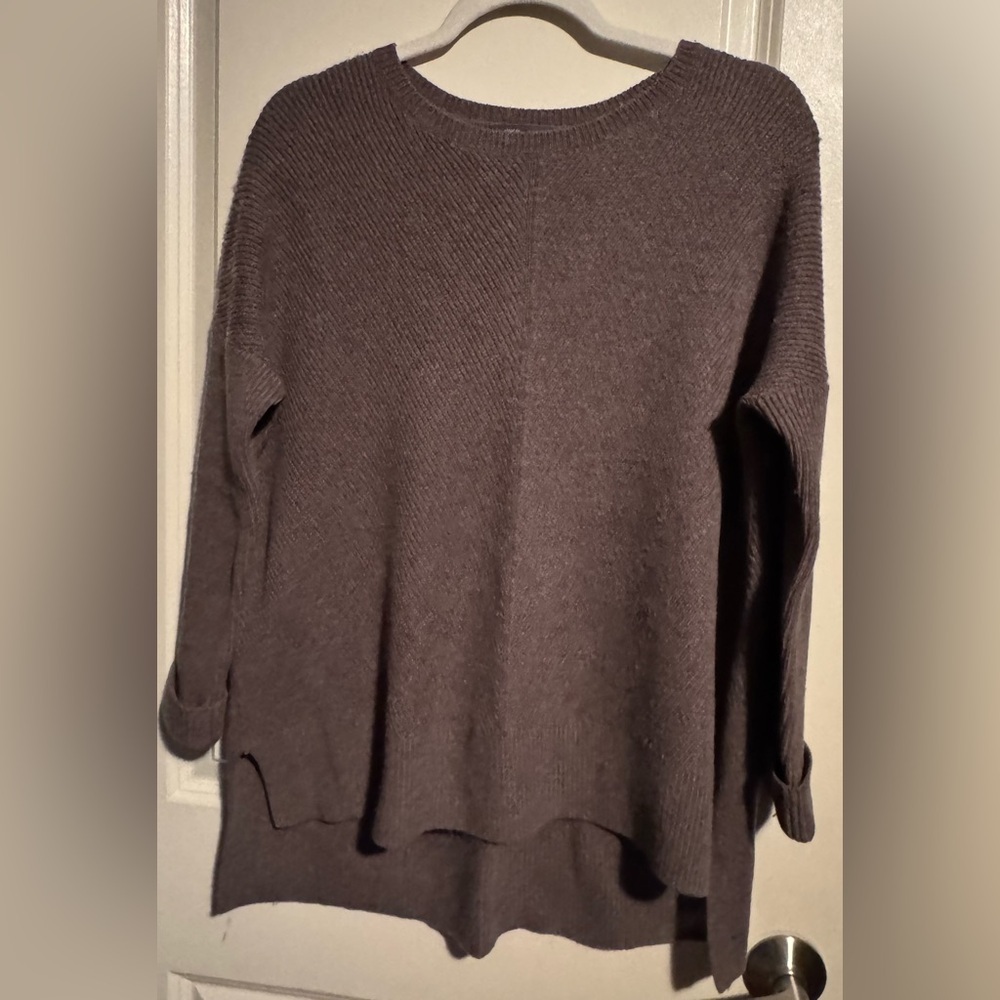 Vince Cashmere and Wool sweater in light brown